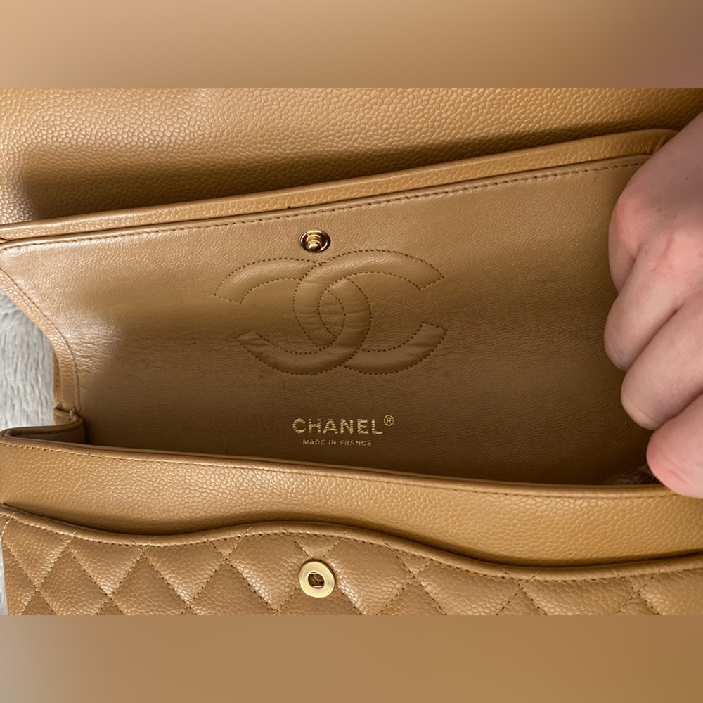 Chanel Beige Caviar Classic Double  Flap Medium - Picture 8 of 13